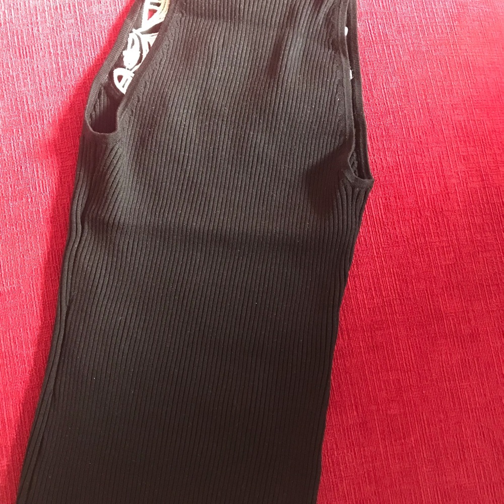 NWT - WHBM sleeveless turtleneck - Picture 4 of 4